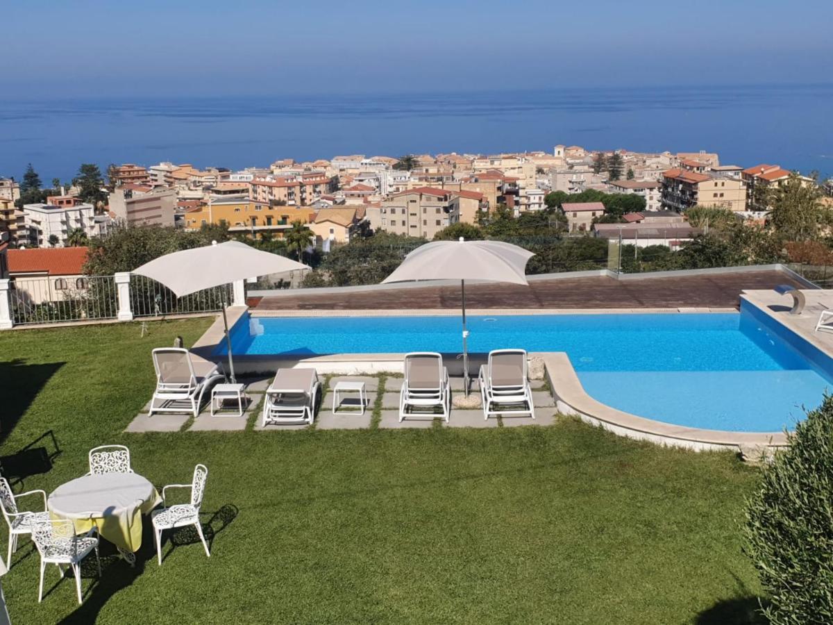 Villa Bella Vista Tropea Eksteriør billede